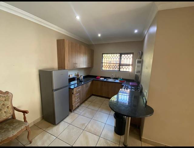 2 bed property to rent in VANDERBIJLPARK S. W. 5